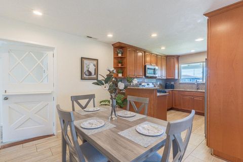 Tiny photo for 43 Saint Brendan Way, Salinas, CA 93906 (MLS # ML82043170)