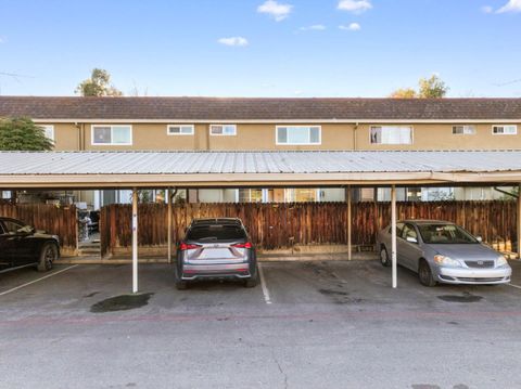 Tiny photo for 2641 Faust Court, San Jose, CA 95121 (MLS # ML82031217)