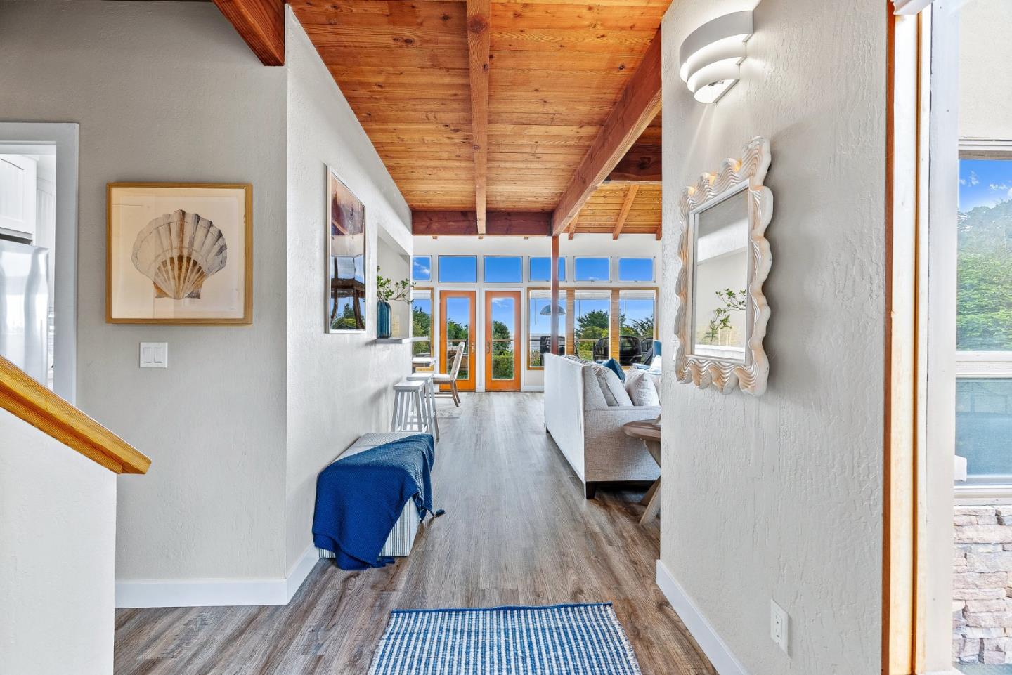 11 Yankee Point Drive