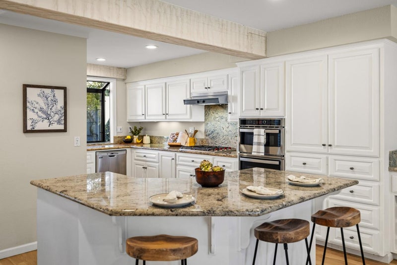 28063 Heron Court