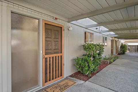 2047 Montecito Ave Unit 2, Mountain View, CA 94043 - #: ML82030578
