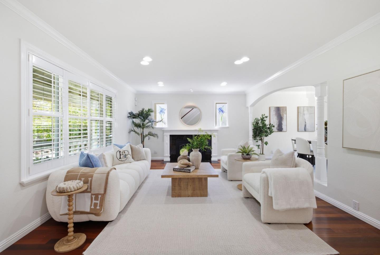 6635 Barnsdale Court