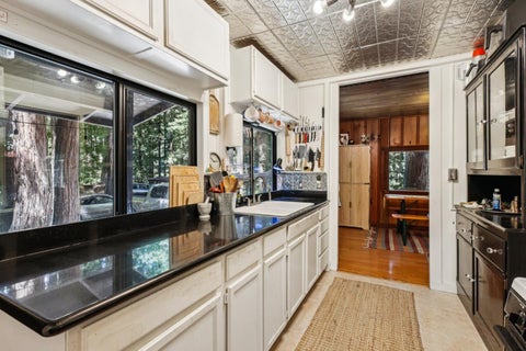 Tiny photo for 421 Hillside Dr. DR, BOULDER CREEK, CA 95006 (MLS # ML82053059)