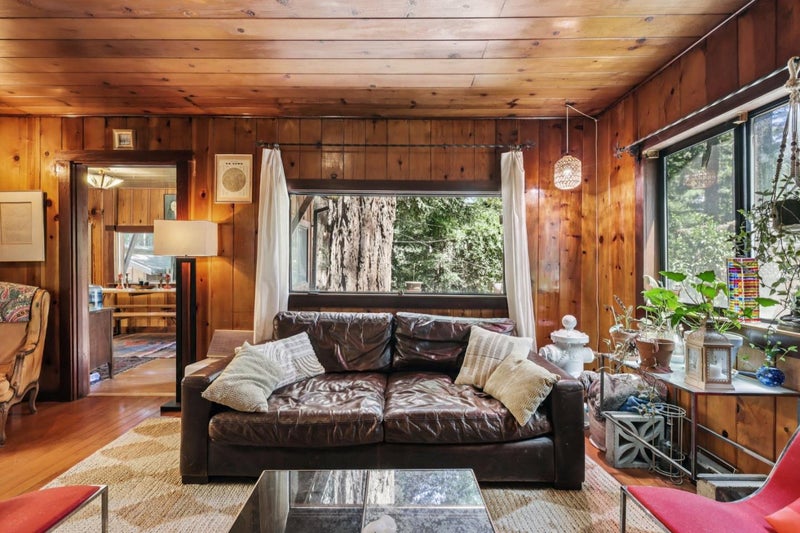 421 Hillside Dr.