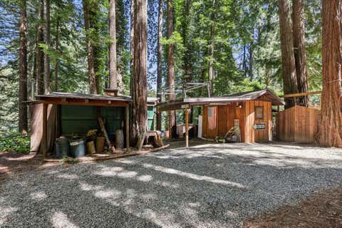 Tiny photo for 421 Hillside Dr. DR, BOULDER CREEK, CA 95006 (MLS # ML82053059)