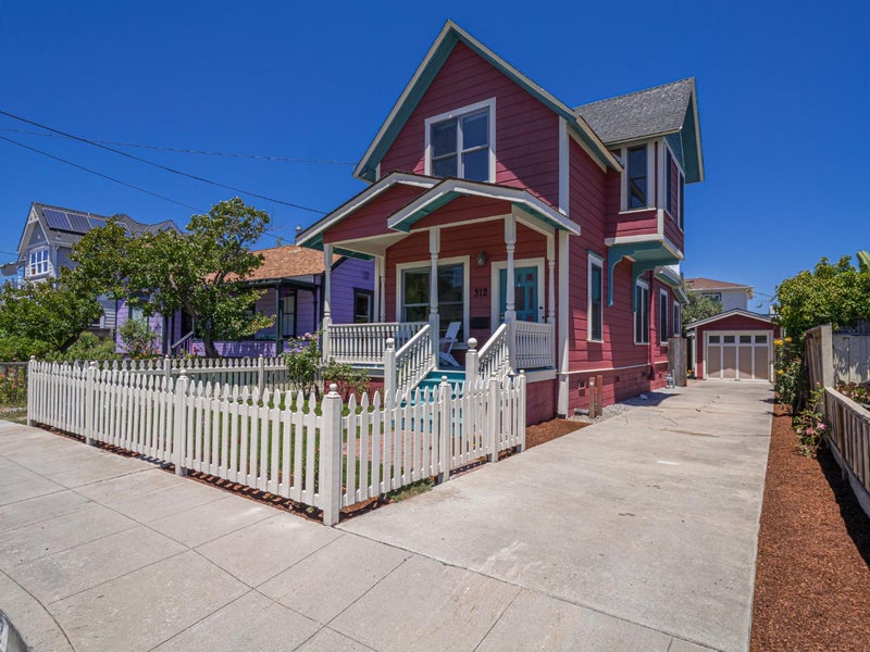 312 Laurent Street