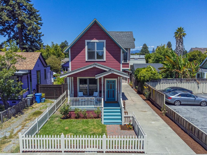 312 Laurent Street