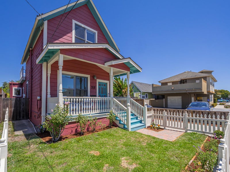 312 Laurent Street