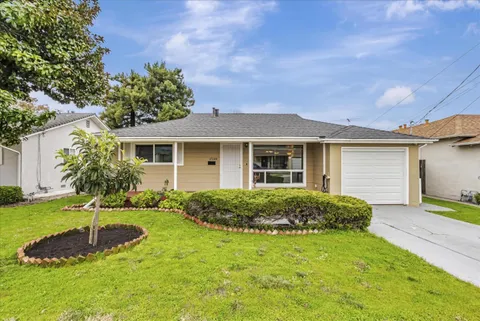 17269 Via La Jolla, San Lorenzo, CA 94580 - #: ML82002263