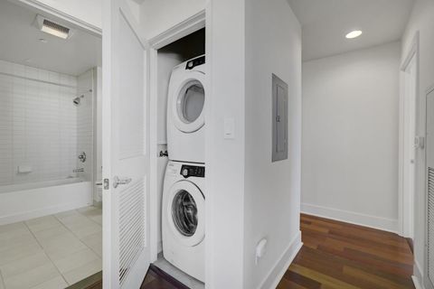 Tiny photo for 88 E San Fernando St #905, SAN JOSE, CA 95113 (MLS # ML82031027)