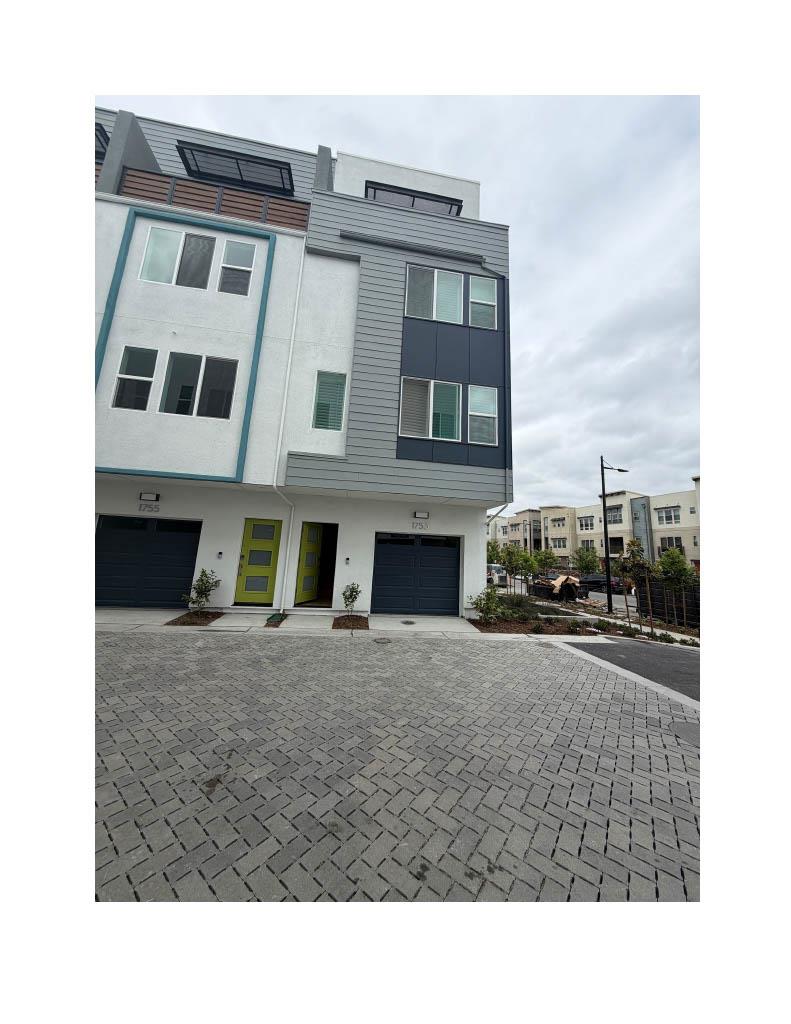 1573 CAPULET Drive