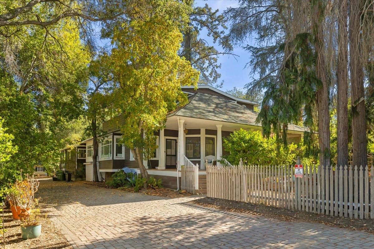 15550 Glen Una Drive, Los Gatos CA 95030