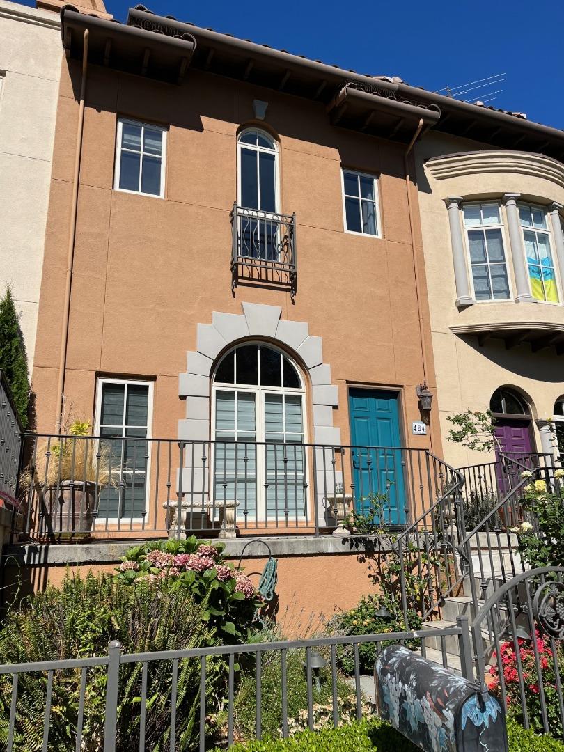 484 Gabilan Street