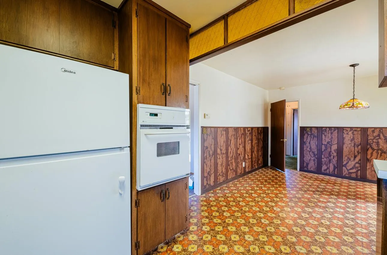 Salinas, California 93901, United States, 3 Bedrooms Bedrooms, ,1 BathroomBathrooms,Residential,Active,161478