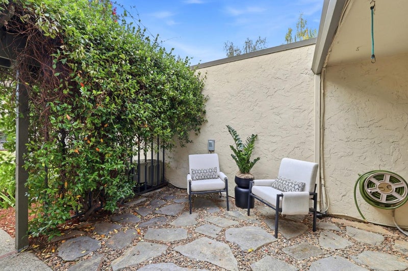 146 Hemlock Court