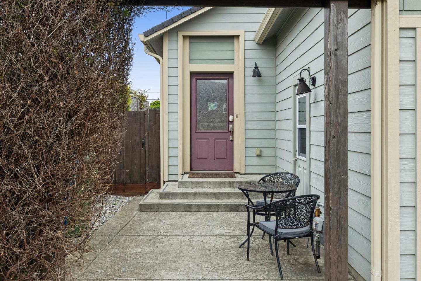 408 Belleville Boulevard