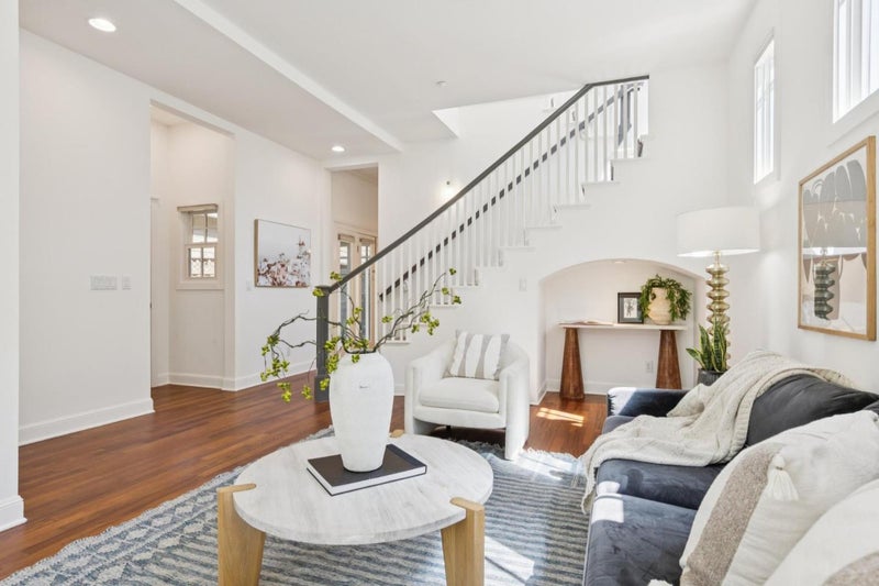 4125 Wisteria Lane