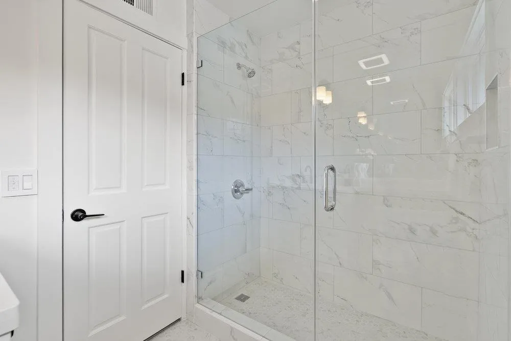 Belvedere, California 94920, United States, 3 Bedrooms Bedrooms, ,3 BathroomsBathrooms,Residential,Active,220662