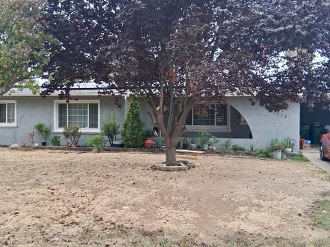 Photo of 25297 N Eunice Avenue, ACAMPO, CA 95220 (MLS # ML82065560)