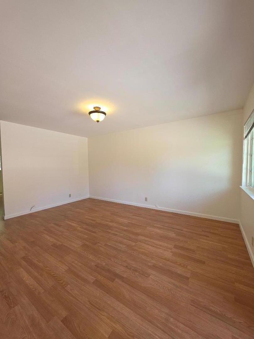 551 Northlake Drive