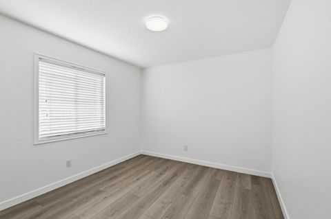 Tiny photo for 29016 Lillyglen Drive, SANTA CLARITA, CA 91387 (MLS # ML82029336)