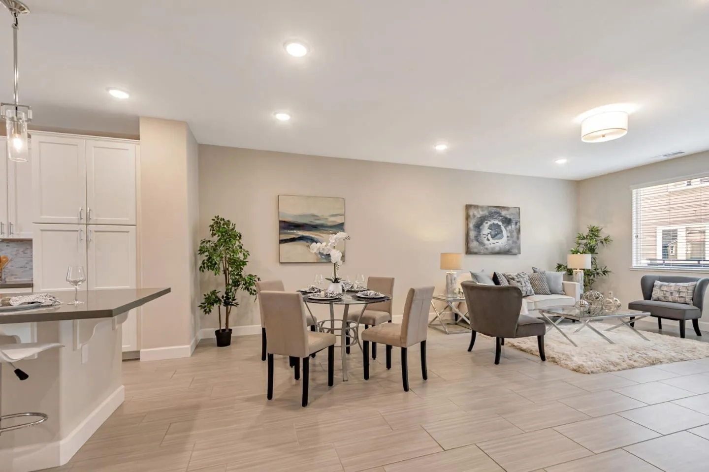 Milpitas, California 95035, United States, 3 Bedrooms Bedrooms, ,4 BathroomsBathrooms,Residential,Active,216015