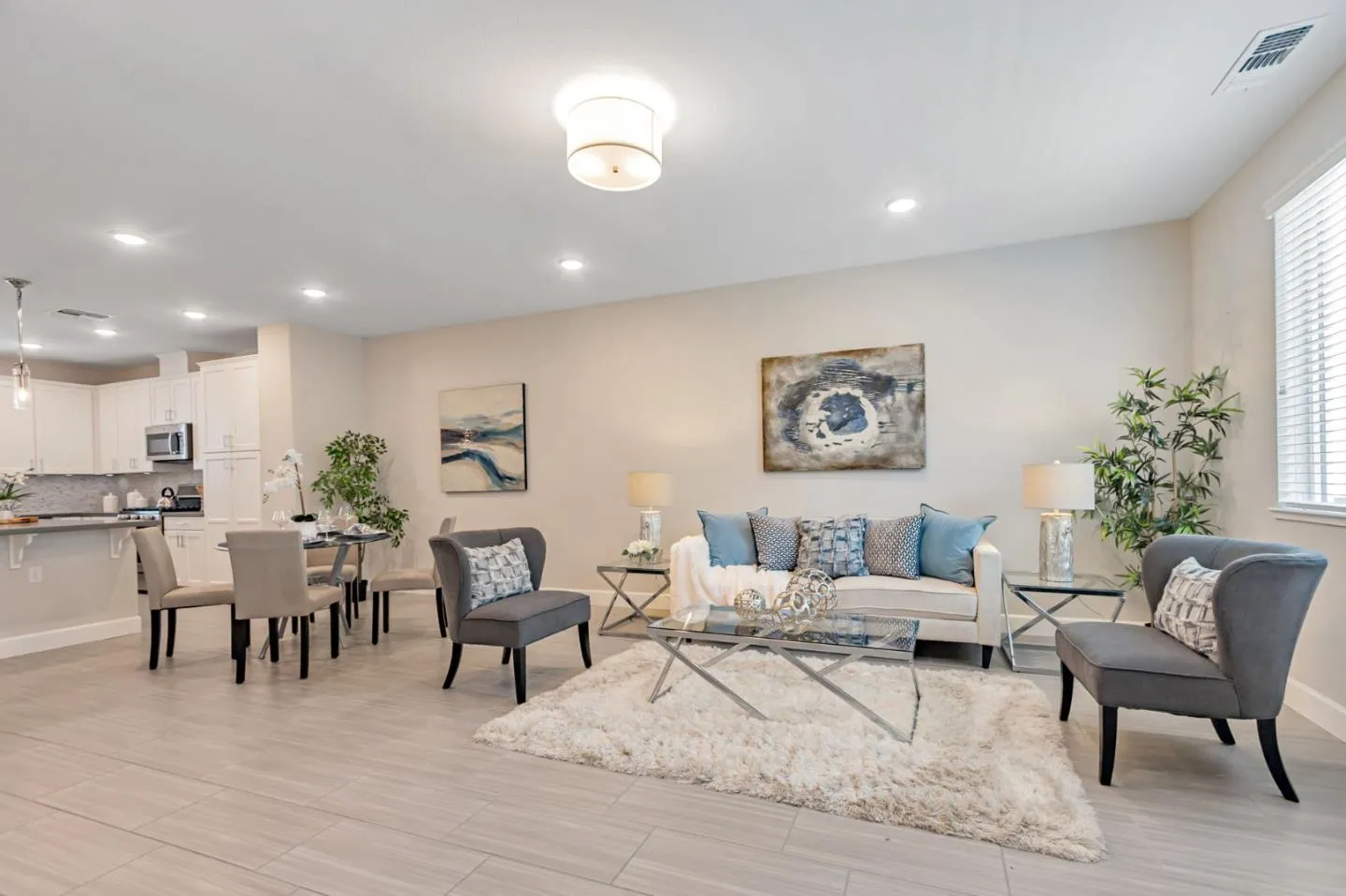 Milpitas, California 95035, United States, 3 Bedrooms Bedrooms, ,4 BathroomsBathrooms,Residential,Active,216015