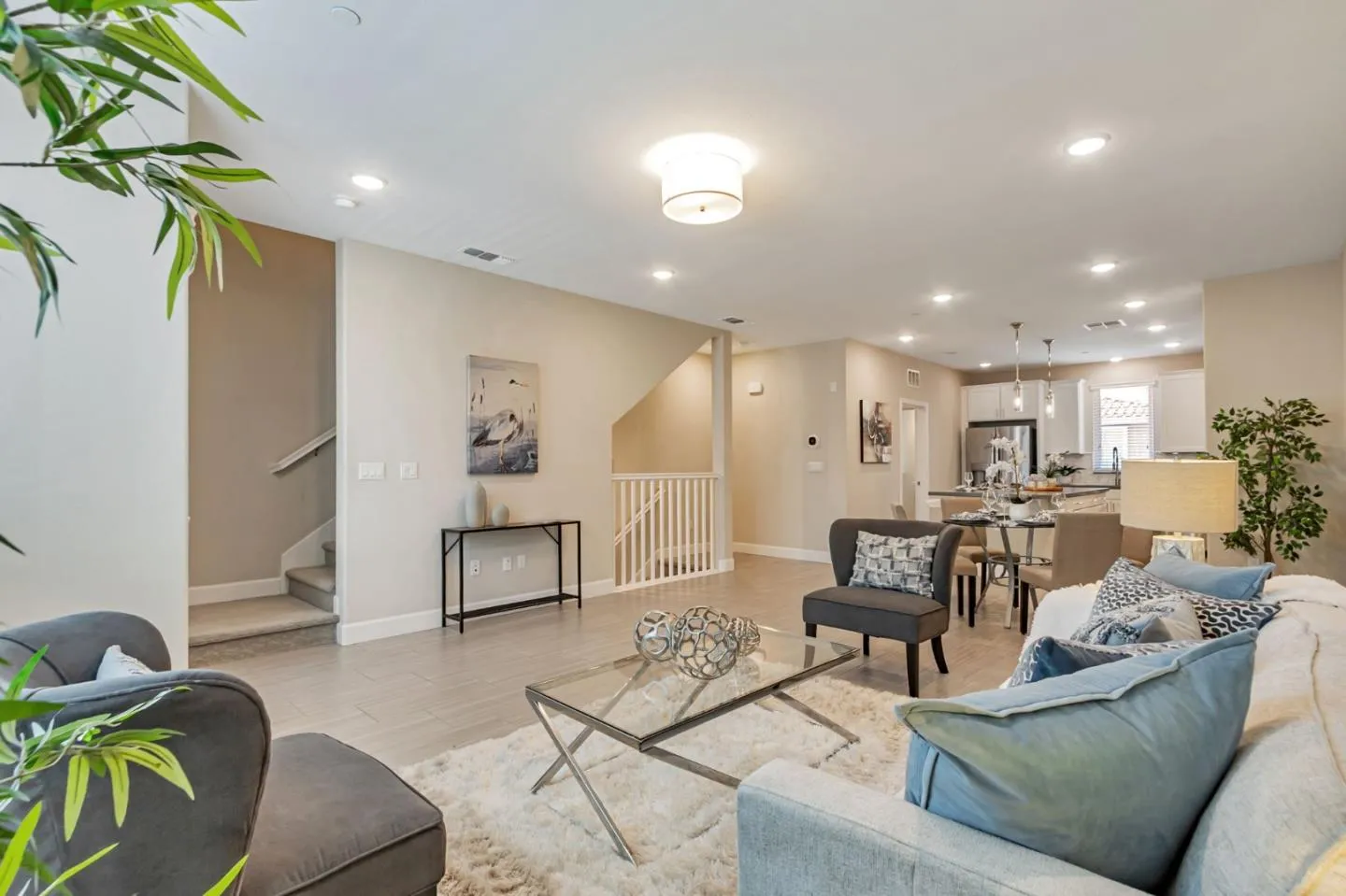 Milpitas, California 95035, United States, 3 Bedrooms Bedrooms, ,4 BathroomsBathrooms,Residential,Active,216015