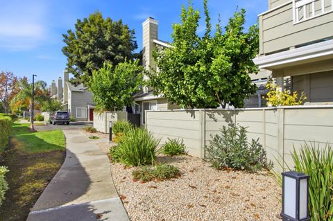 Tiny photo for 40 Cherry Crest Lane, SAN JOSE, CA 95136 (MLS # ML82027756)