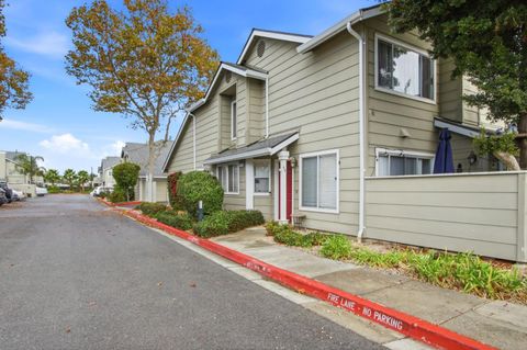 Tiny photo for 40 Cherry Crest Lane, SAN JOSE, CA 95136 (MLS # ML82027756)