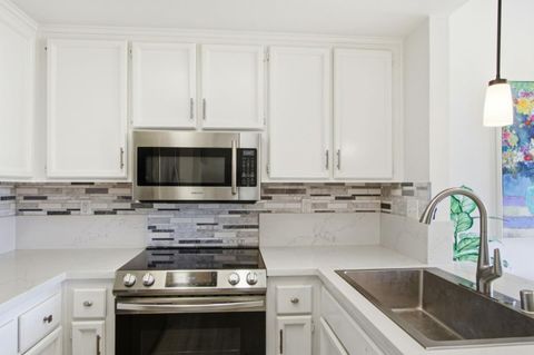 Tiny photo for 40 Cherry Crest Lane, SAN JOSE, CA 95136 (MLS # ML82027756)