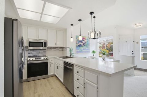 Tiny photo for 40 Cherry Crest Lane, SAN JOSE, CA 95136 (MLS # ML82027756)