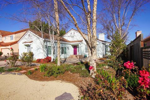 530 Chardonnay Way Hollister CA 95023