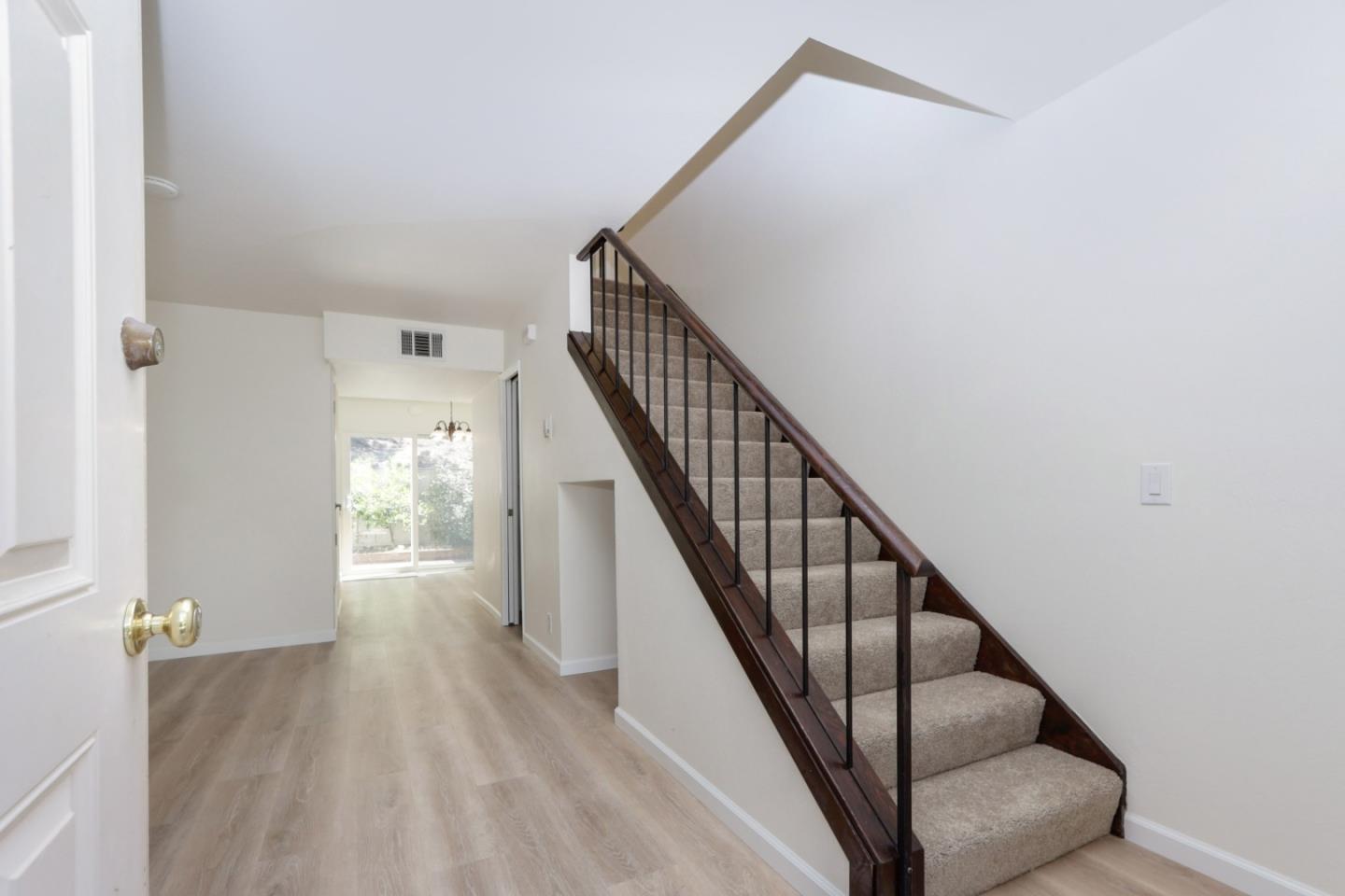 1166 Terra Nova Boulevard