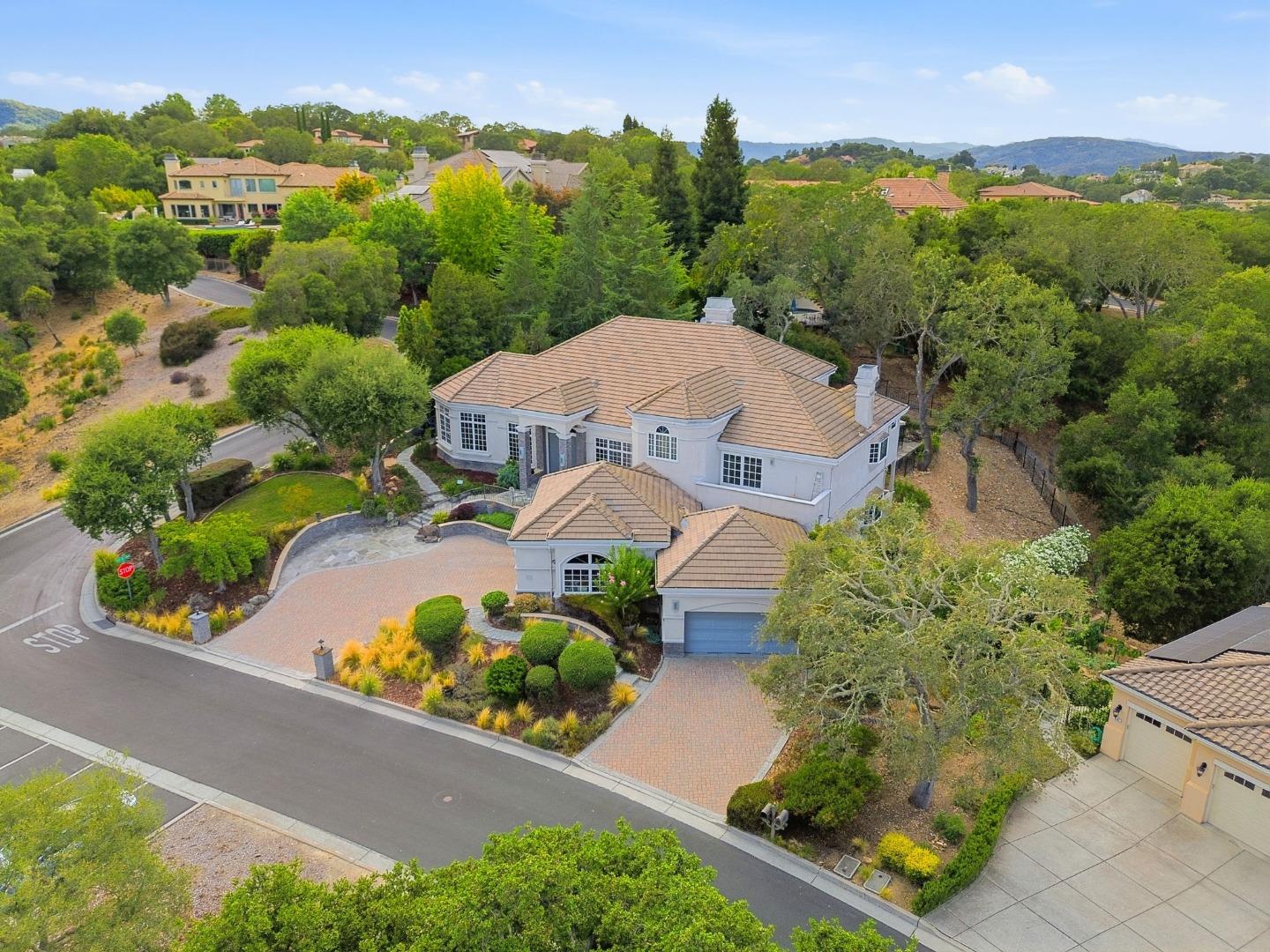 8451 Goldenrod Circle