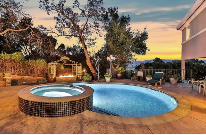 8451 Goldenrod Circle