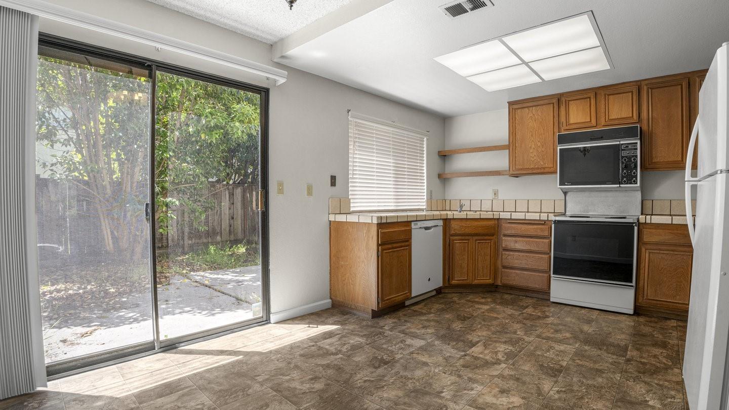 622 North Ahwanee Terrace
