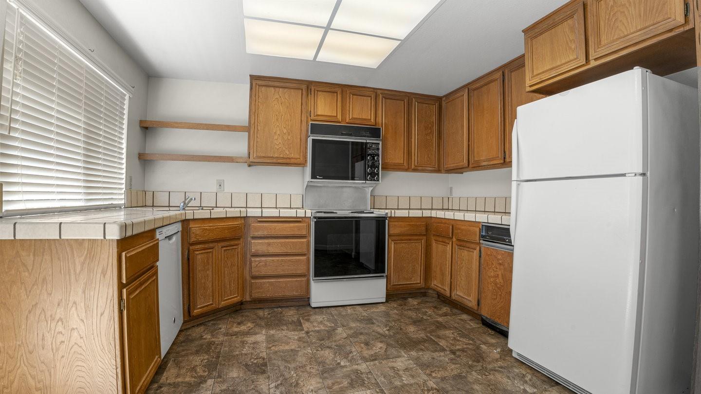 622 North Ahwanee Terrace