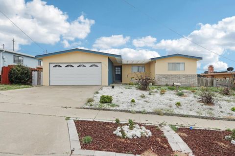 Tiny photo for 3202 TALLMON Street, MARINA, CA 93933 (MLS # ML82028032)