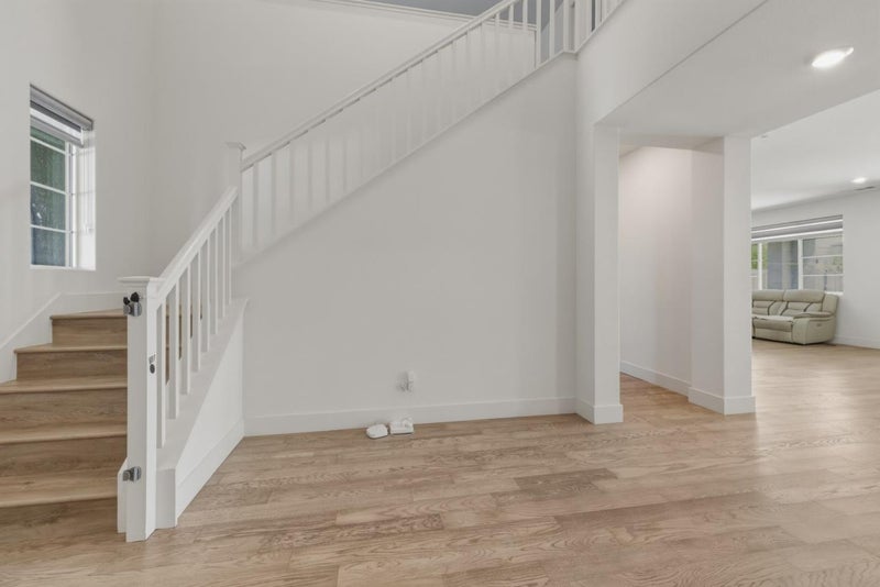 3086 Leeds Lane