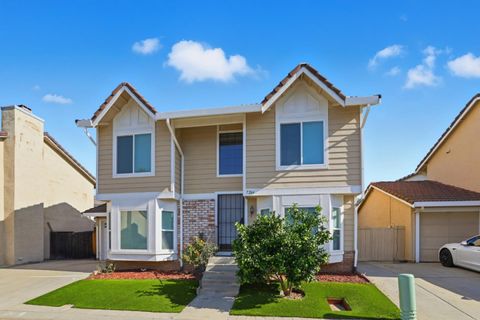 Photo of 7266 Sleepy Creek Drive, SAN JOSE, CA 95120 (MLS # ML82025913)