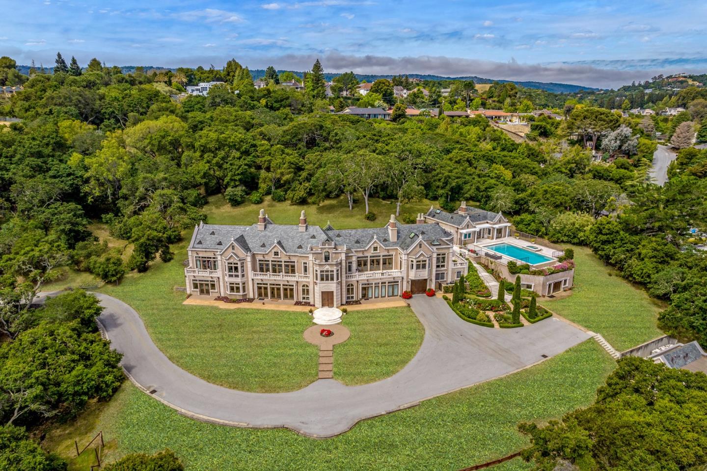 490 Las Pulgas Drive