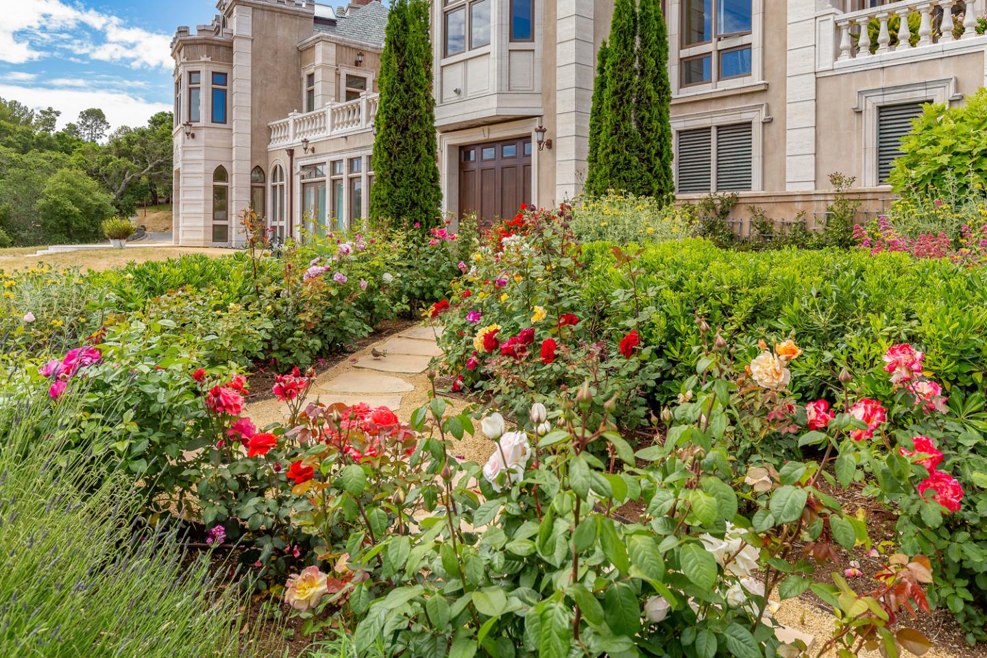 490 Las Pulgas Drive