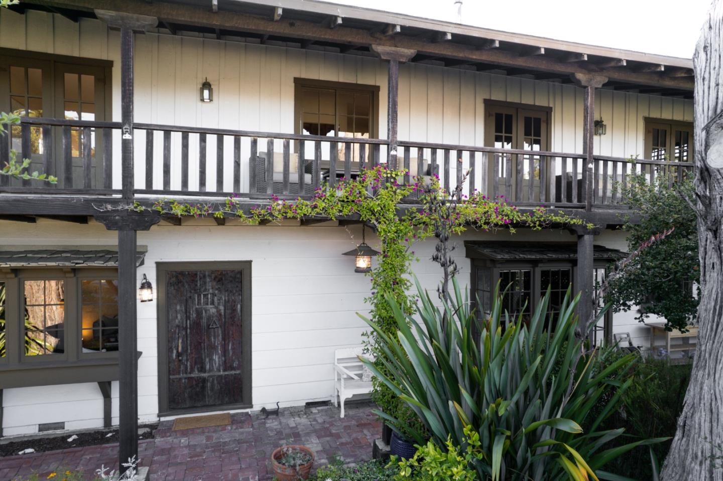 1122 Harrison Street