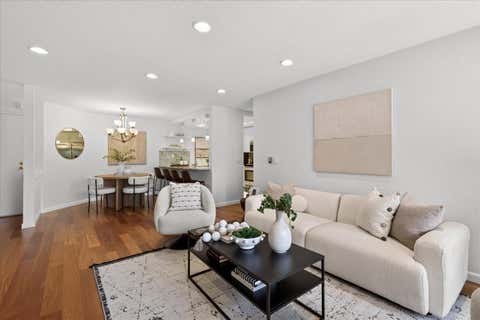 Featured picture for the property ML82053323