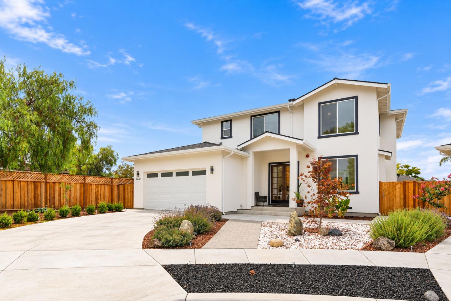 1685 Zinnia Lane