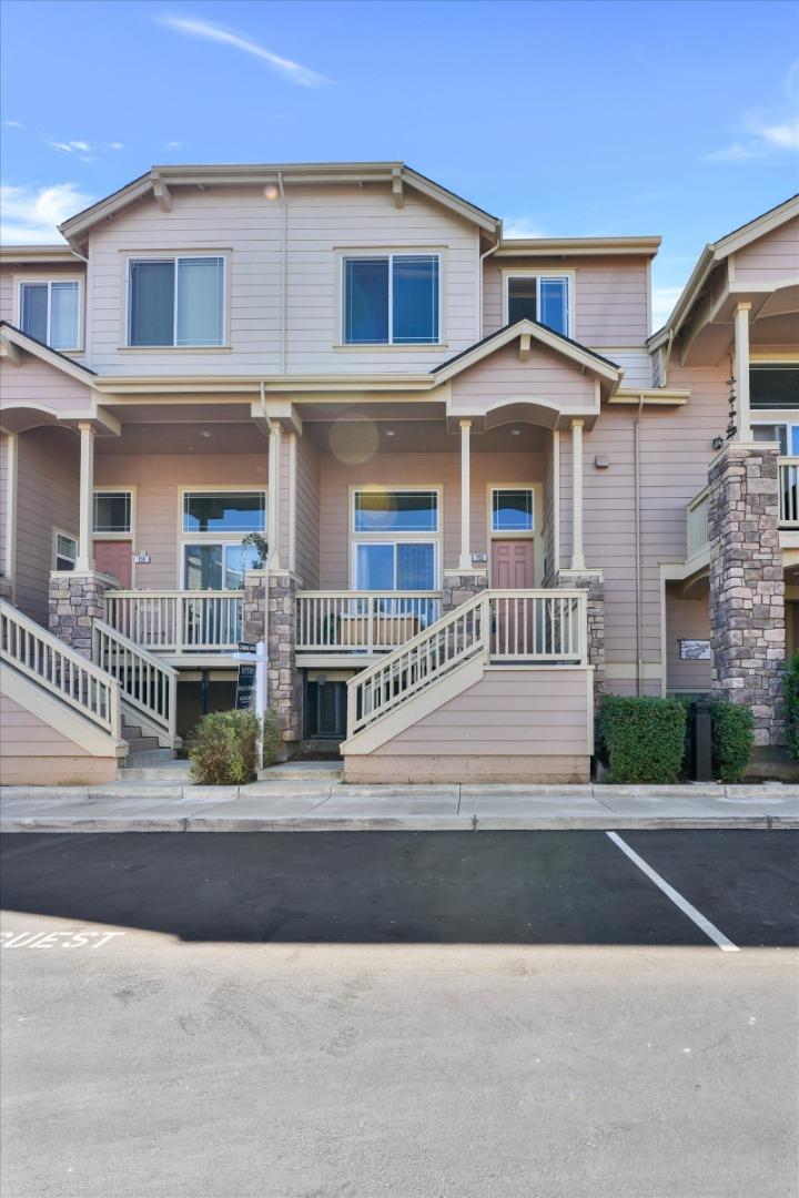 155 Sapphire Lane