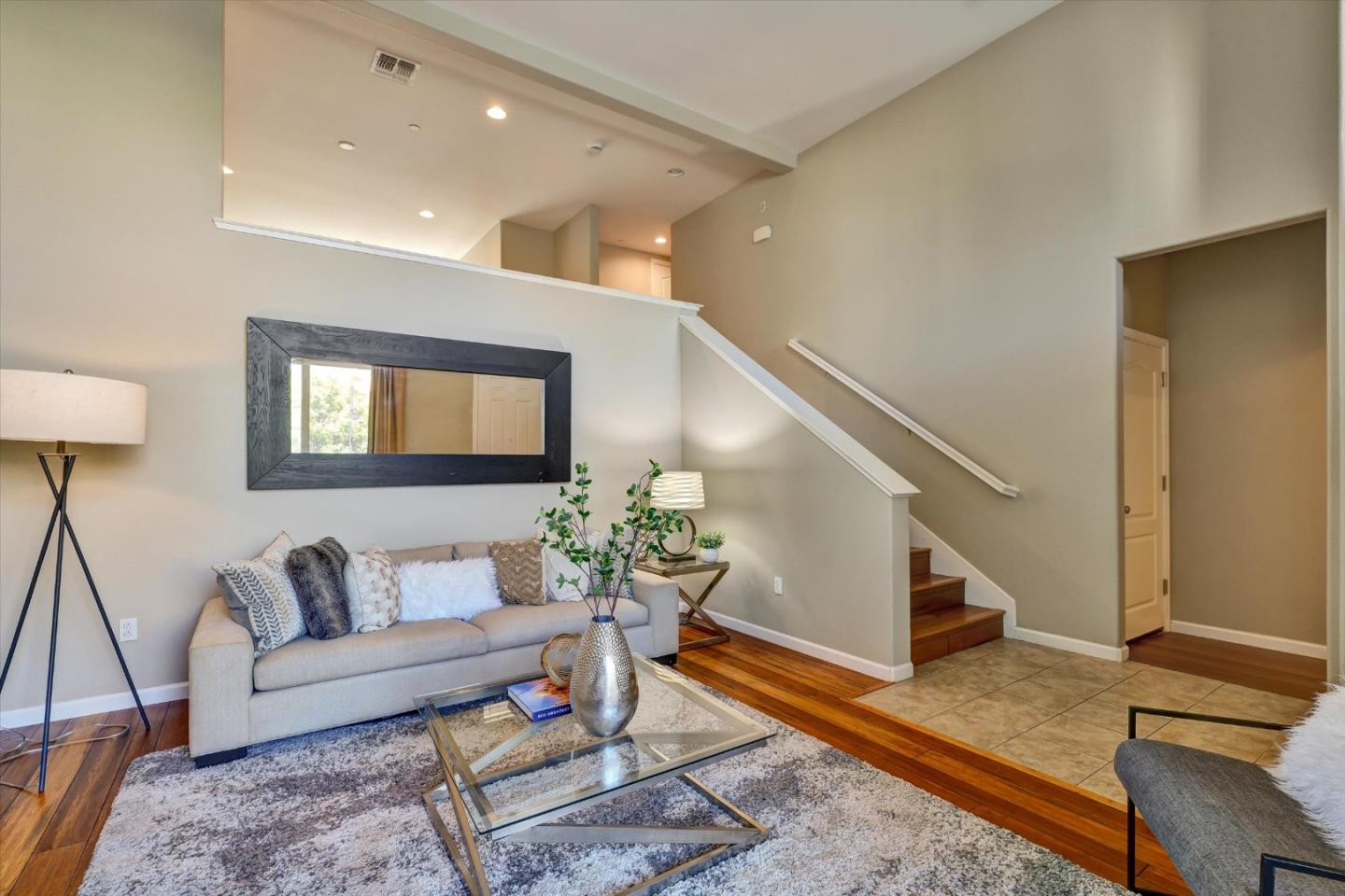 155 Sapphire Lane