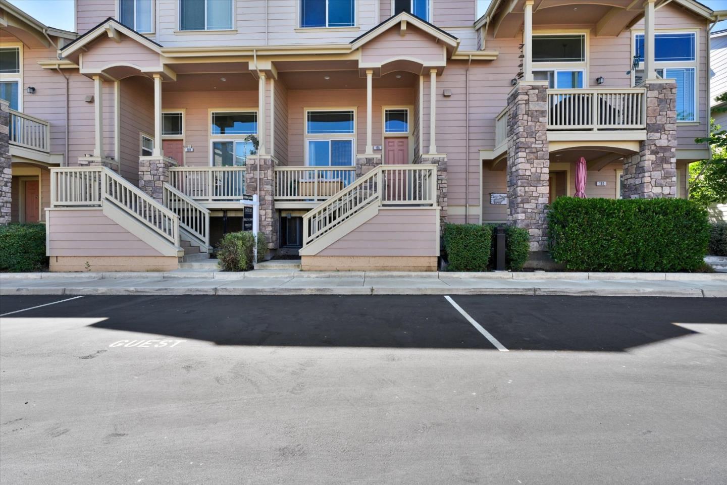 155 Sapphire Lane