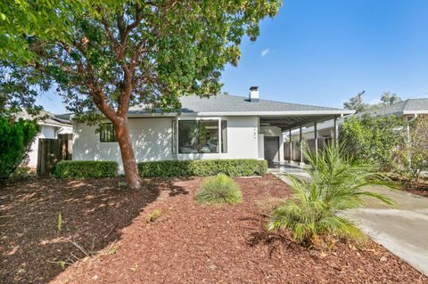 237 East East Ferndale Avenue SUNNYVALE CA 94085